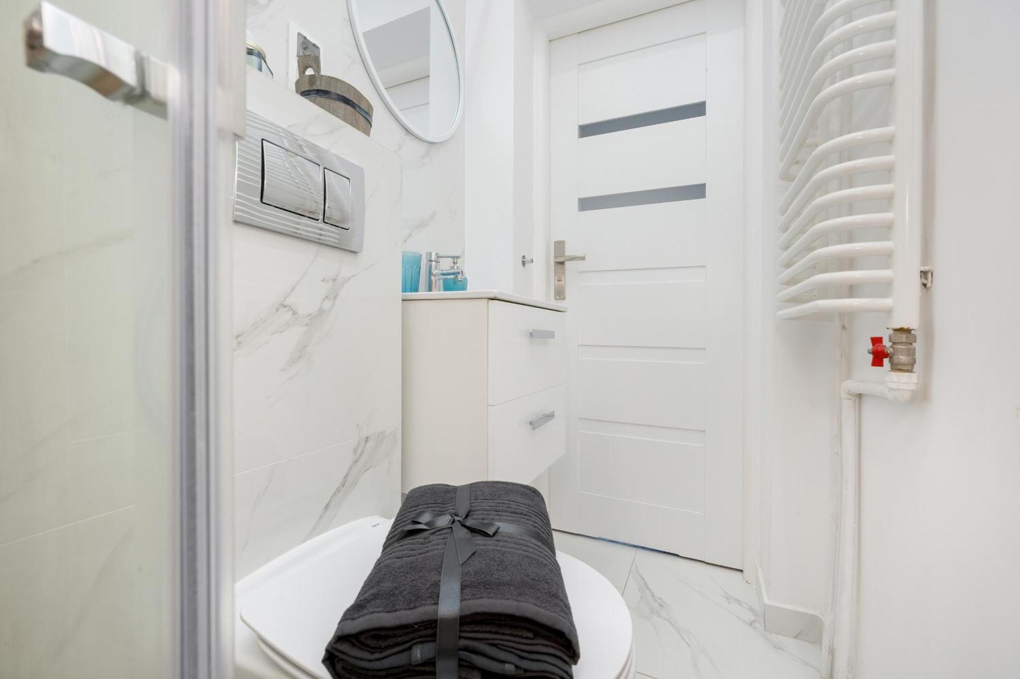 J&W Apartments Studio Solidarnosci Варшава Экстерьер фото